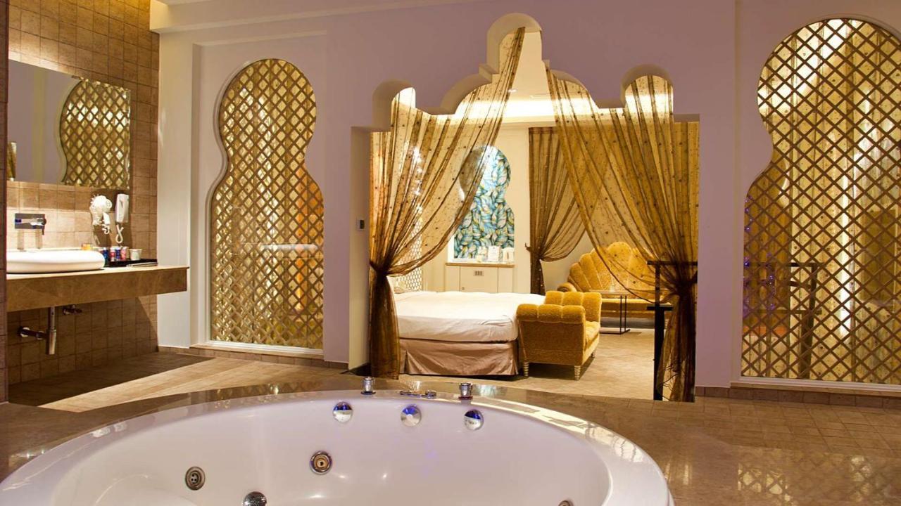 Takao Love Motel Гаосюн Экстерьер фото