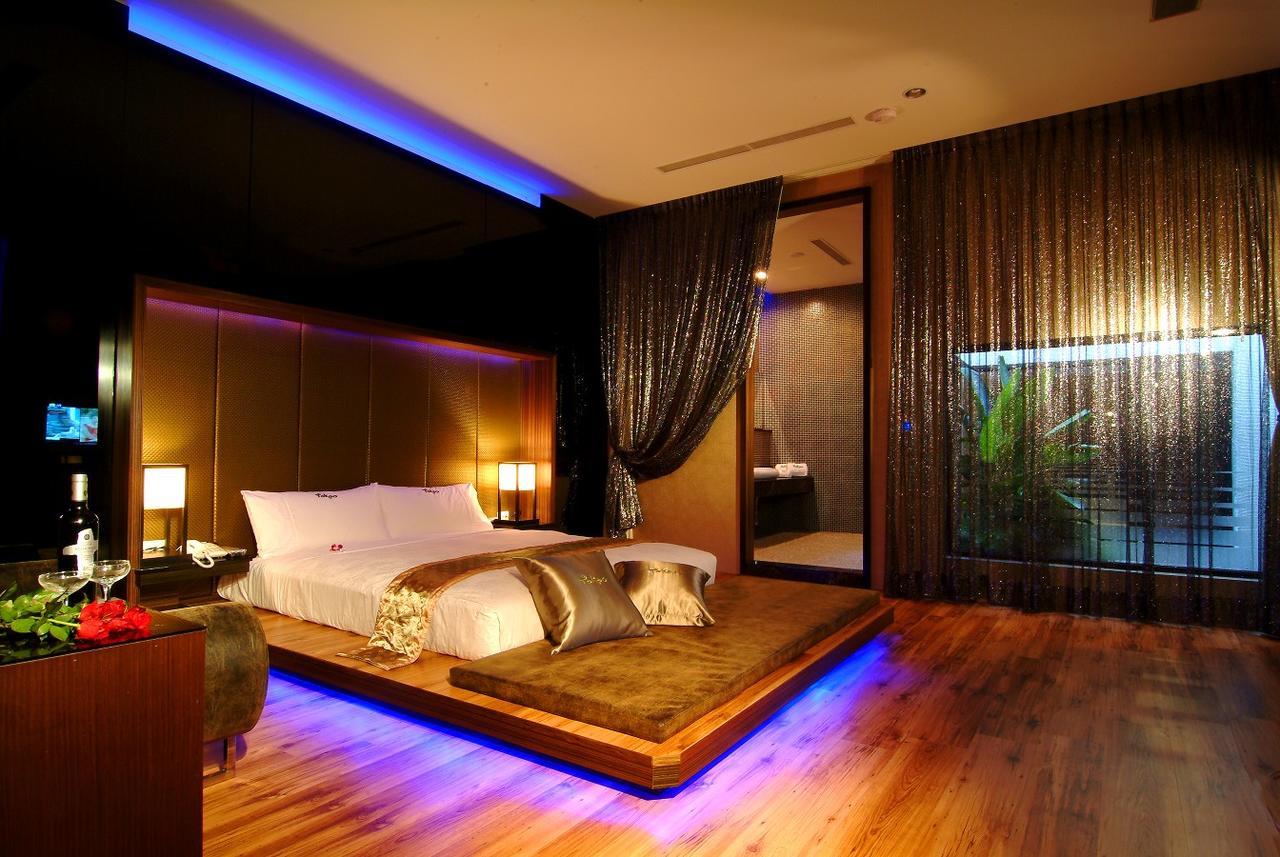 Takao Love Motel Гаосюн Экстерьер фото